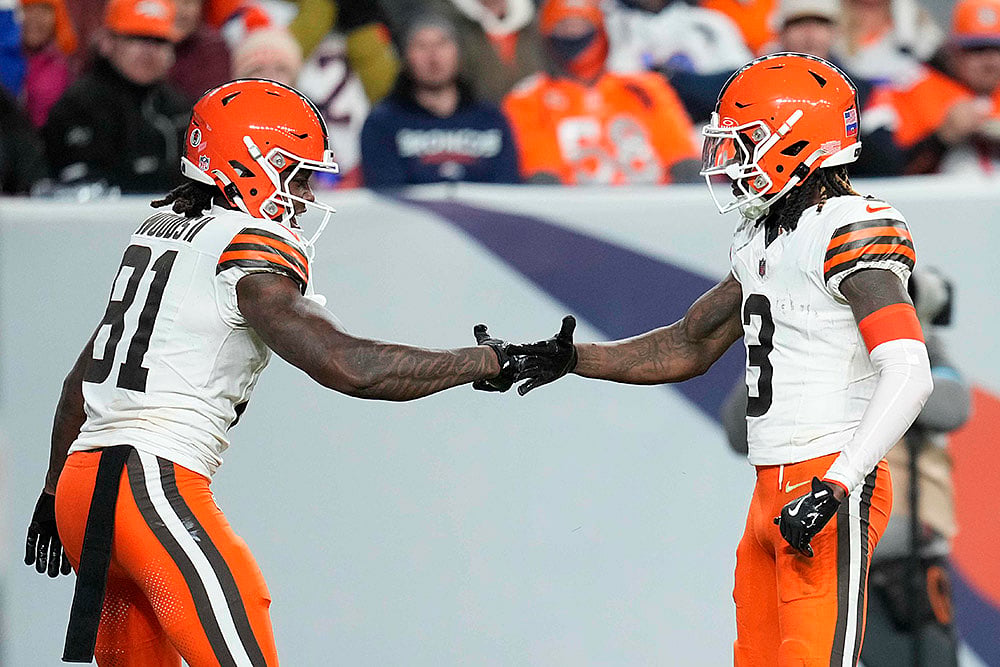National Football League NFL Denver Broncos vs Cleveland Browns match gallery: Michael Woods II