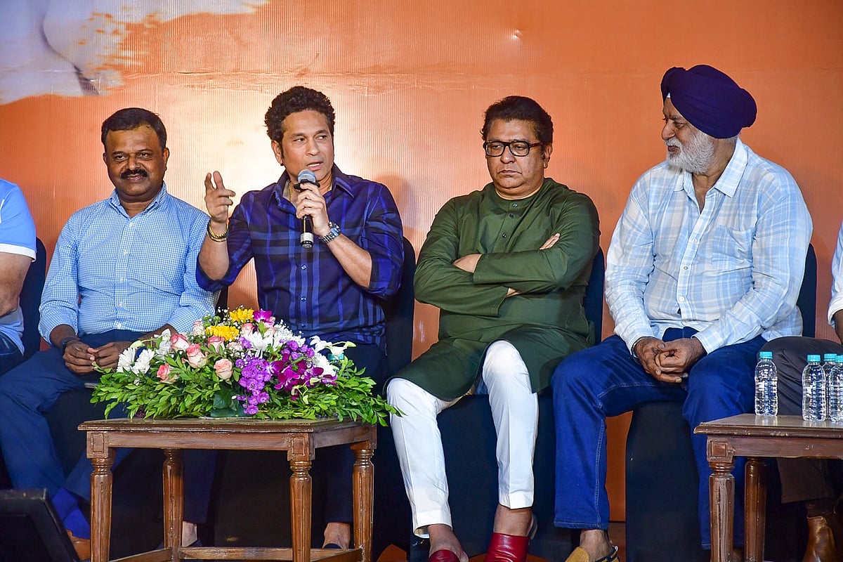 Ramakant Achrekar statue sachin tendulkar