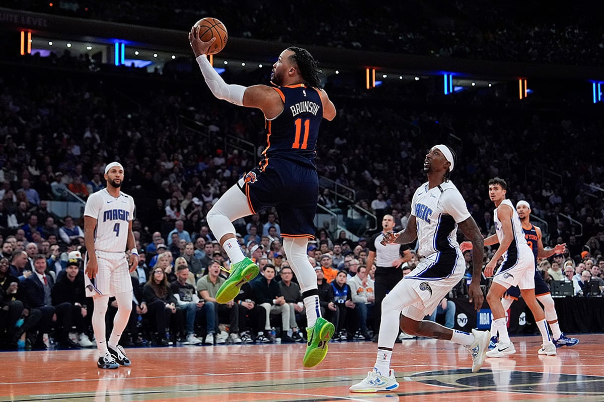 NBA Cup 2024 New York Knicks vs Orlando Magic basketball match gallery: Jalen Brunson