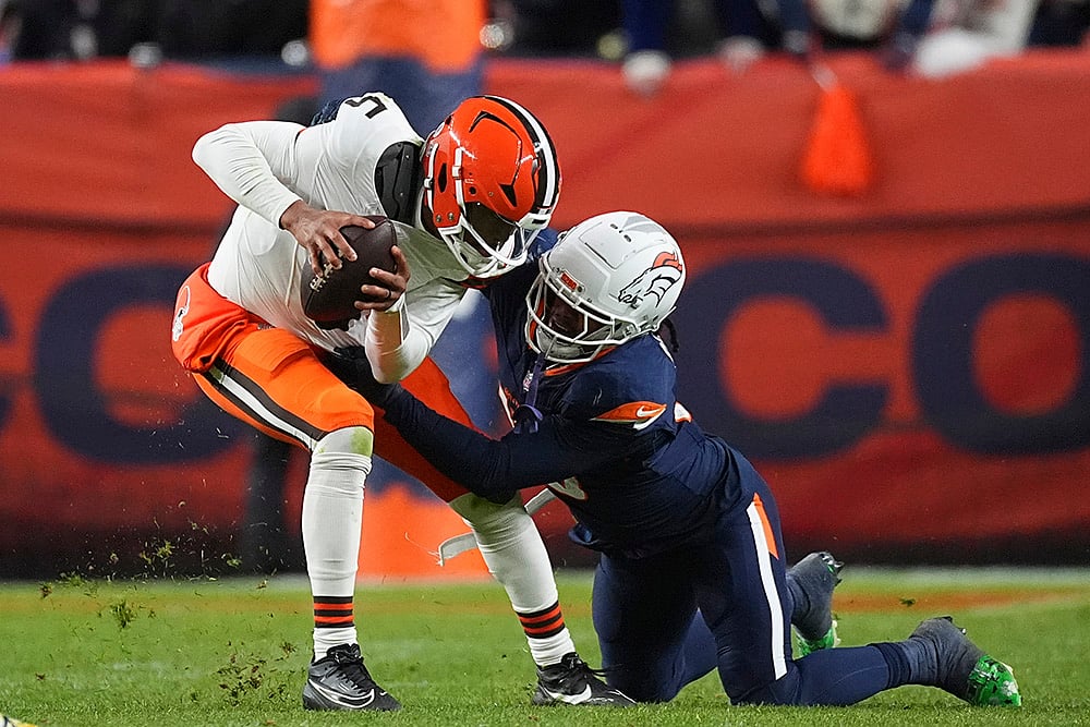 National Football League NFL Denver Broncos vs Cleveland Browns match gallery: Jameis Winston