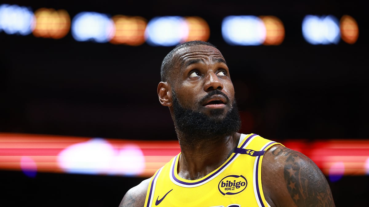 Despite LeBron James' return to form, the Los Angeles Lakers suffered another defeat
