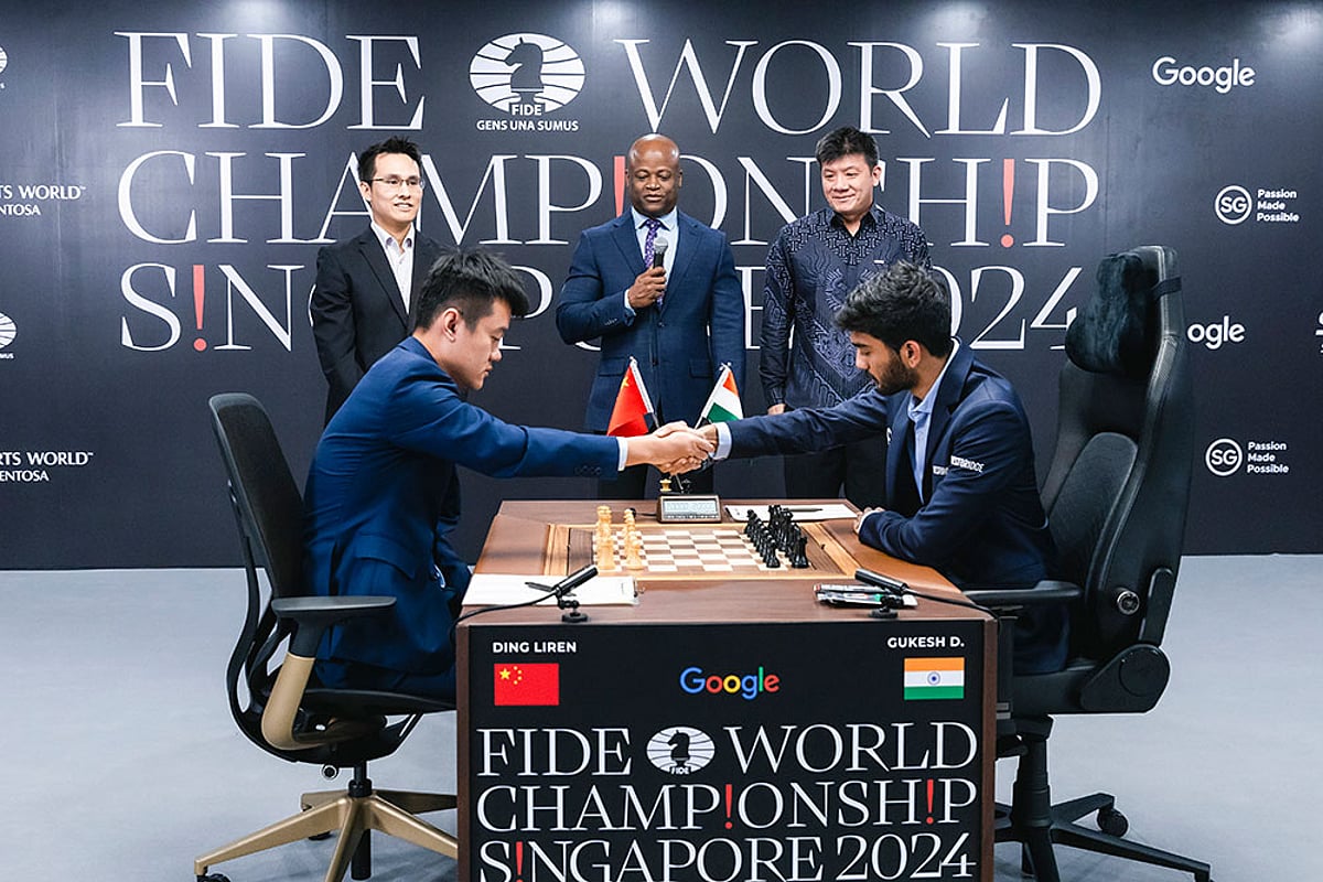 Ding Liren vs D Gukesh, FIDE World Chess Championship 2024