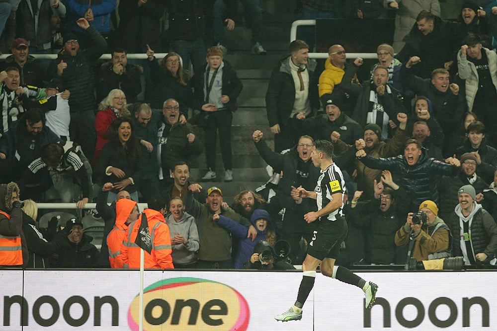 English Premier League soccer Newcastle vs Liverpool football gallery: Fabian Schaer 