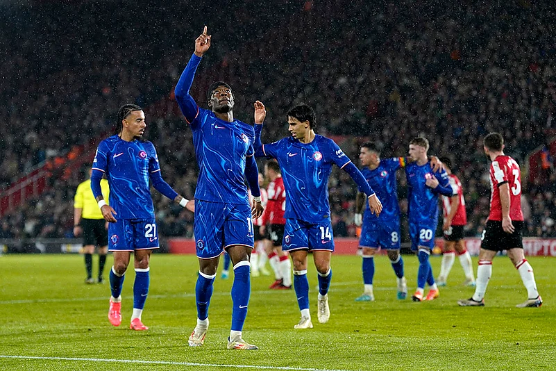 English Premier League soccer Southampton vs Chelsea football gallery: Noni Madueke