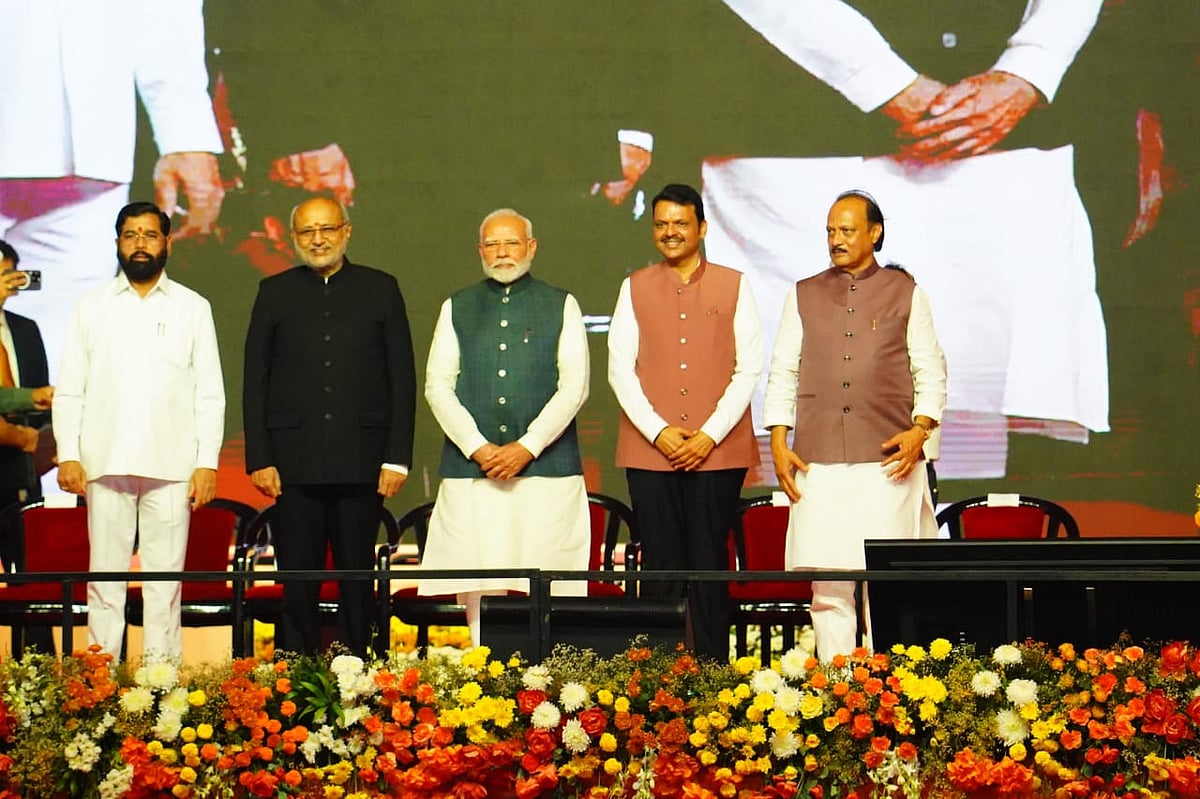 Maharashtras new chief minister Devendra Fadnavis with PM Modi and his two Deputy CMs