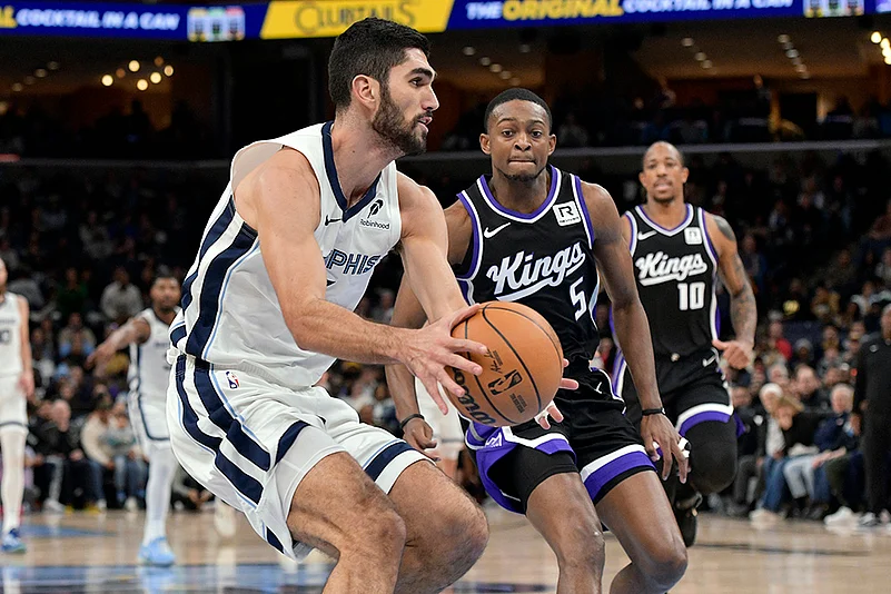 NBA 2024-25 Memphis Grizzlies vs Sacramento Kings Basketball game photos: Santi Aldama