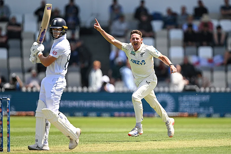 New Zealand and England 2nd Test cricket day 1 Photo gallery: Nathan Smith