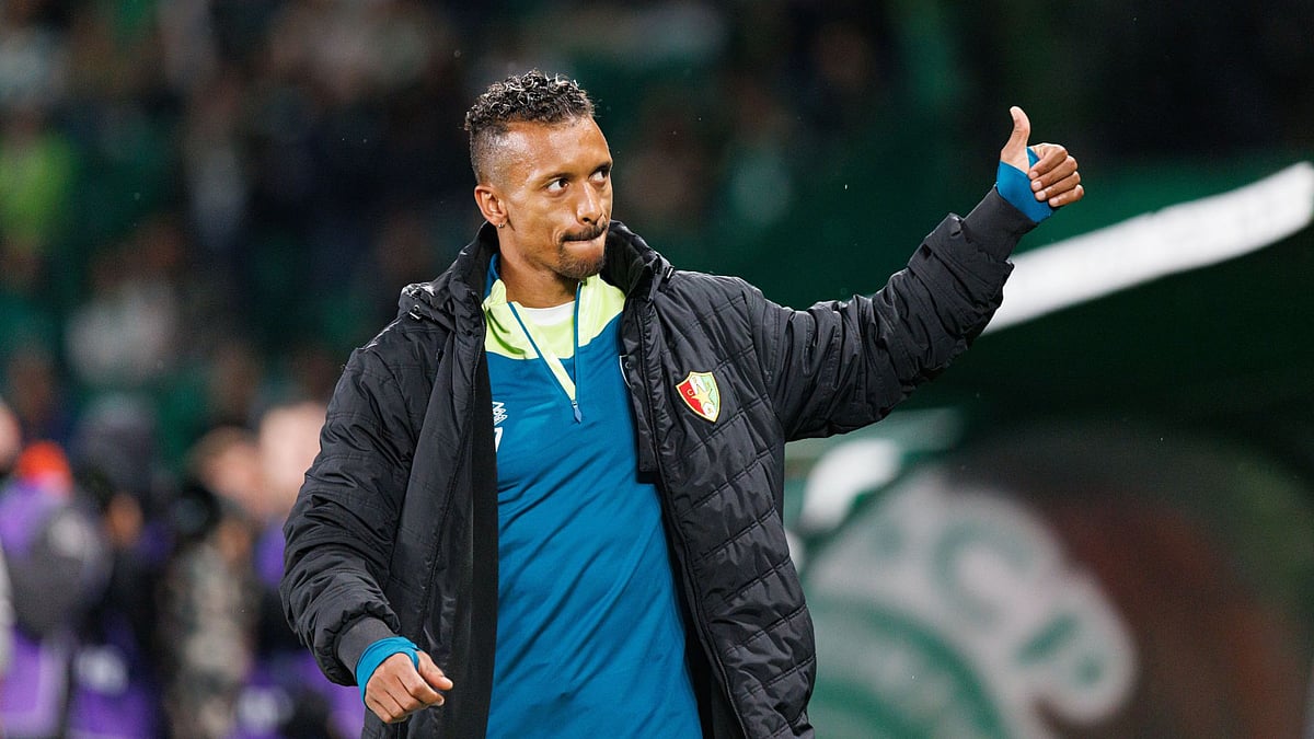 Nani during his time with Estrela Amadora