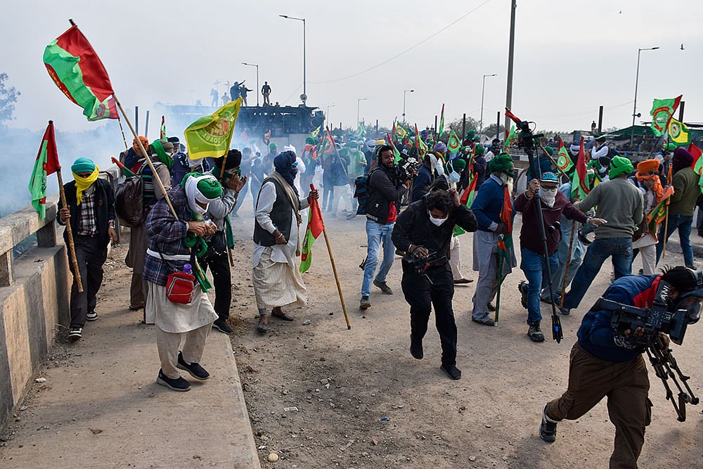 Photo: PTI/Shiva Sharma : Farmers protest in Patiala