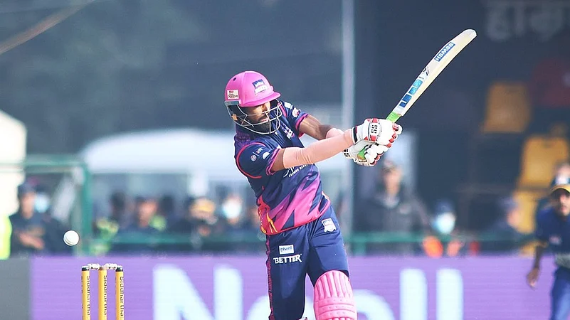 anil sah batting in npl X npl