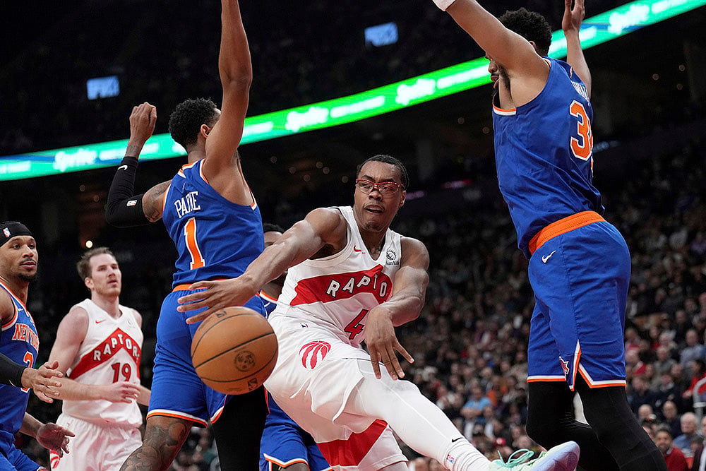 NBA New York Knicks vs Toronto Raptors basketball game photos: Scottie Barnes