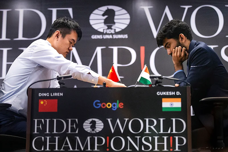 FIDE World Chess Championship 2024 Game 12 D Gukesh vs Ding Liren photos: 4