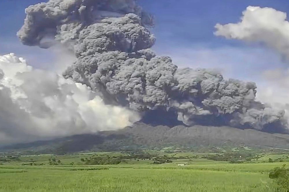 Kanlaon volcano, Philippines