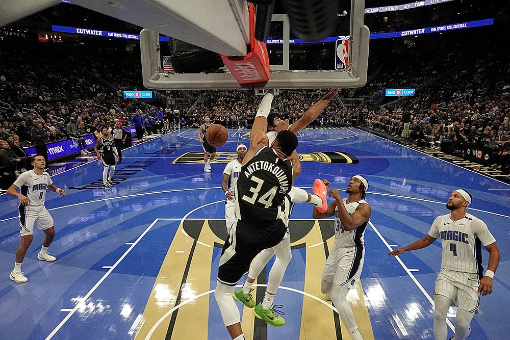 NBA cup tournament quarterfinals Milwaukee Bucks Vs Orlando Magic basketball : Giannis Antetokounmpo