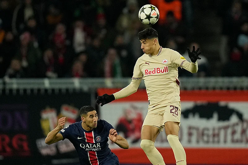 UEFA Champions League soccer PSG Vs FC Red Bull Salzburg football match pics: Adam Daghim