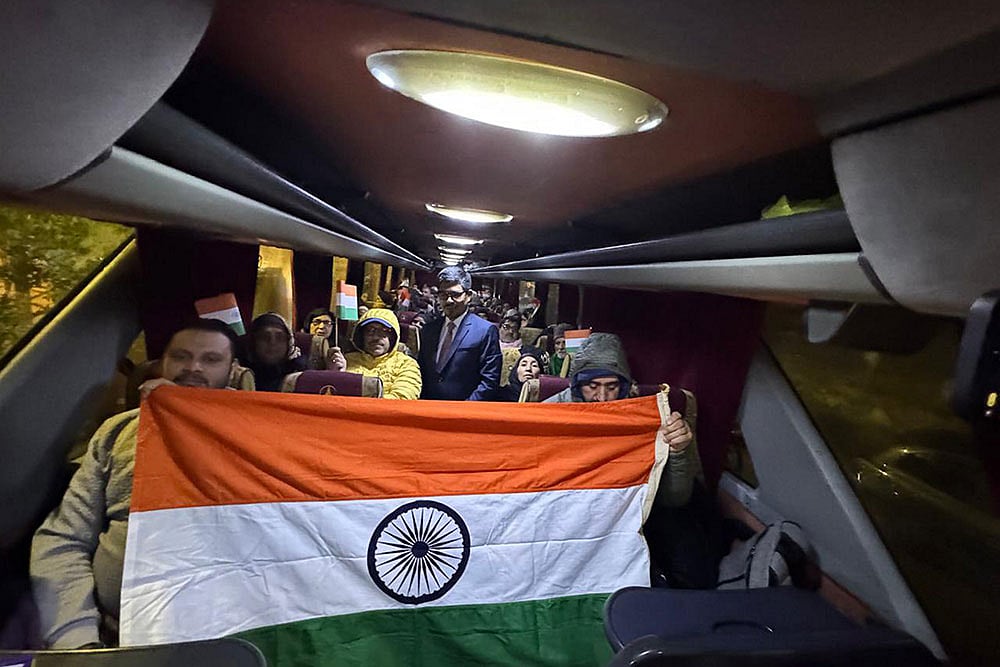 Indians evacuated from Syria reach Beirut