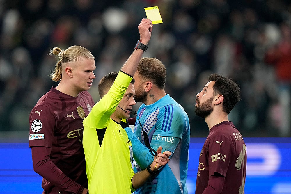 UEFA Champions League Soccer Juventus vs Manchester City football match photos: Clement Turpin