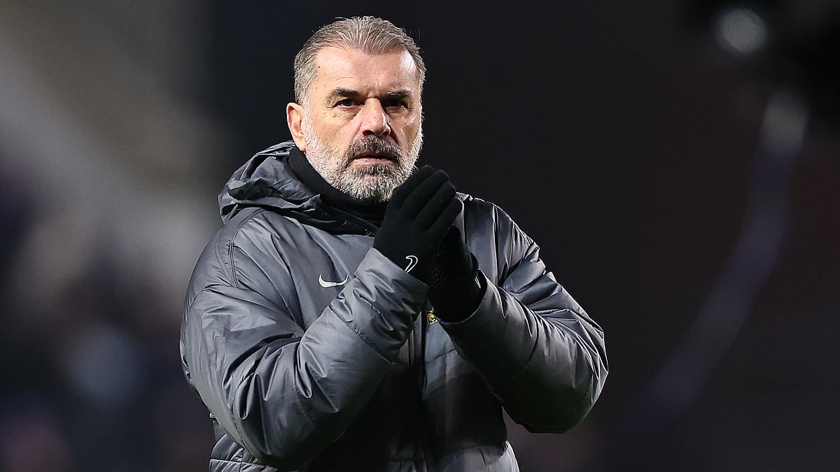 Totteham boss Ange Postecoglou - null