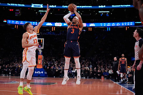 NBA Cup Quarter-Final: Knicks' Josh Hart (3) shoots over Atlanta Hawks' Bogdan Bogdanovic