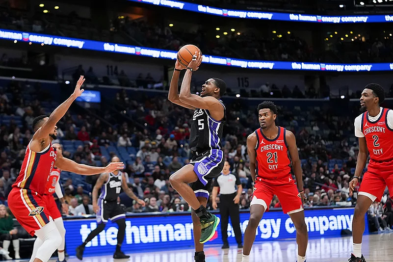 Sacramento Kings vs New Orleans Pelicans NBA basketball game photos: DeAaron Fox