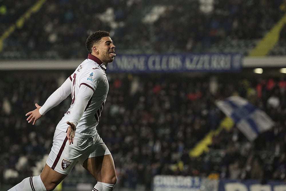| Photo: Massimo Paolone/LaPresse via AP : Serie A 2024-25: Torino's Che Adams (18) celebrates after scoring 