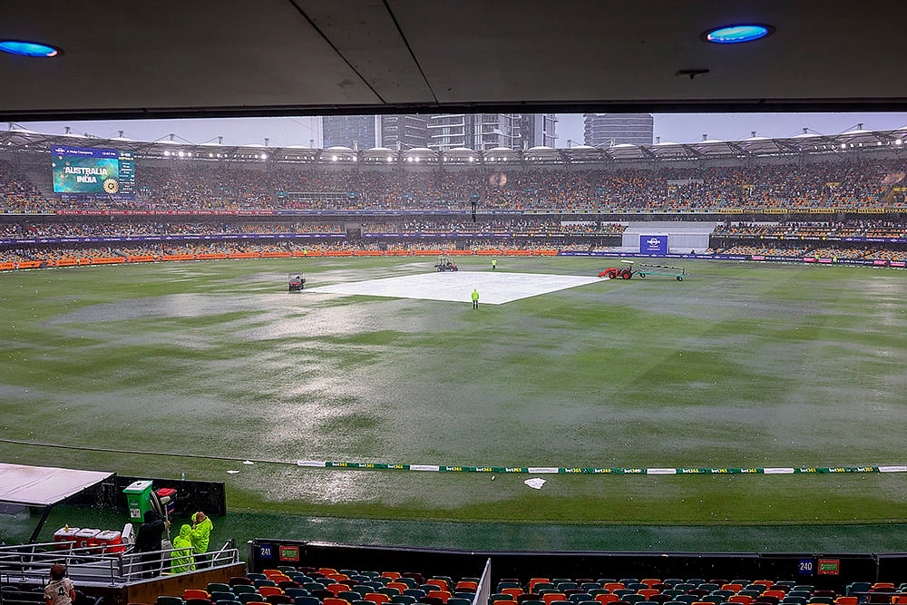 Border-Gavaskar cricket series at Gabba in Brisbane IND Vs AUS 3rd Test Day 1 Pics: 