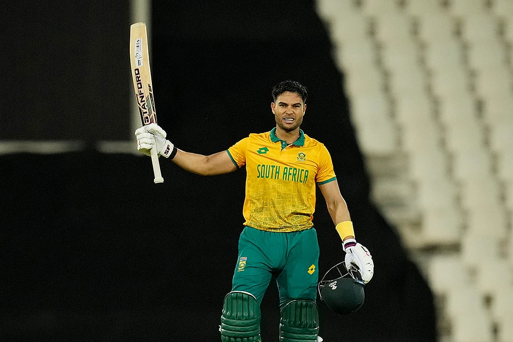 South Africa vs Pakistan 2nd T20I Cricket Photos at Centurion Park: Reeza Hendricks 