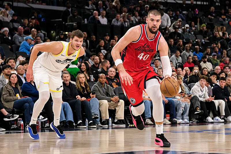NBA 2024-25 Los Angeles Clippers Vs Utah Jazz basketball game pics: Ivica Zubac