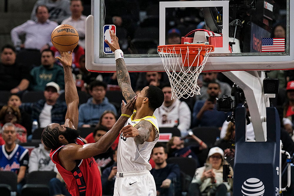 NBA 2024-25 Los Angeles Clippers Vs Utah Jazz basketball game pics:  James Harden