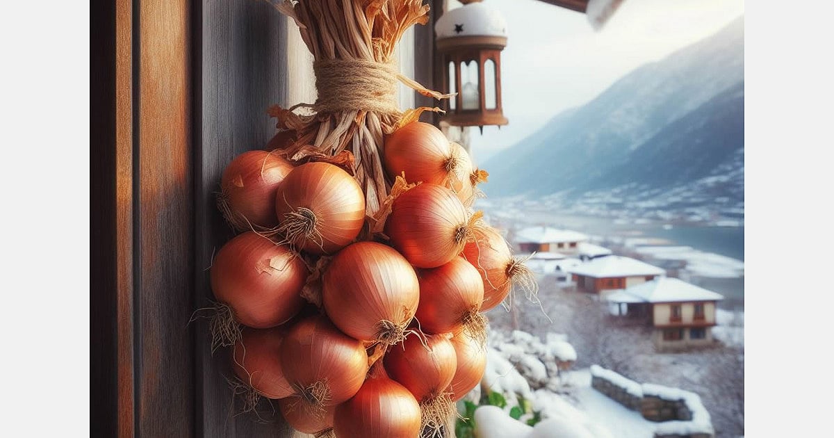 Greek Onion Tradition