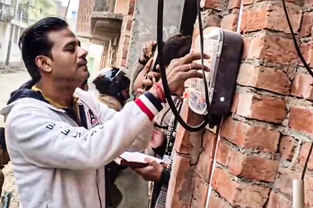 FIR against SPs Sambhal MP for power theft