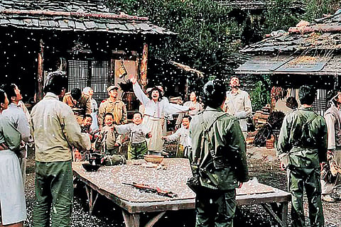 Screengrab from Welcome to Dongmakgol (2005)