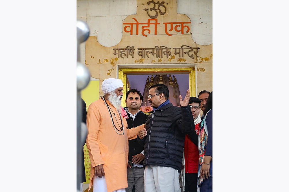 Arvind Kejriwal at Valmiki Mandir