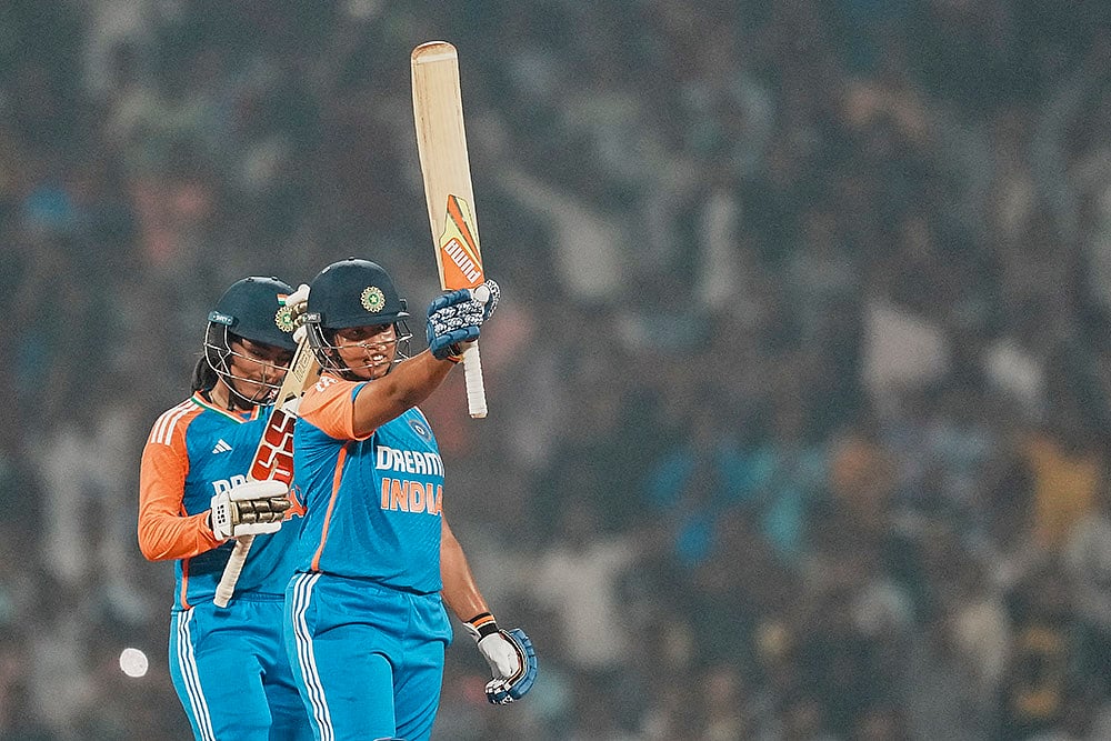 India Womens and West Indies Womens T20 series IND-W vs WI-W 3rd T20I match pics: Richa Ghosh