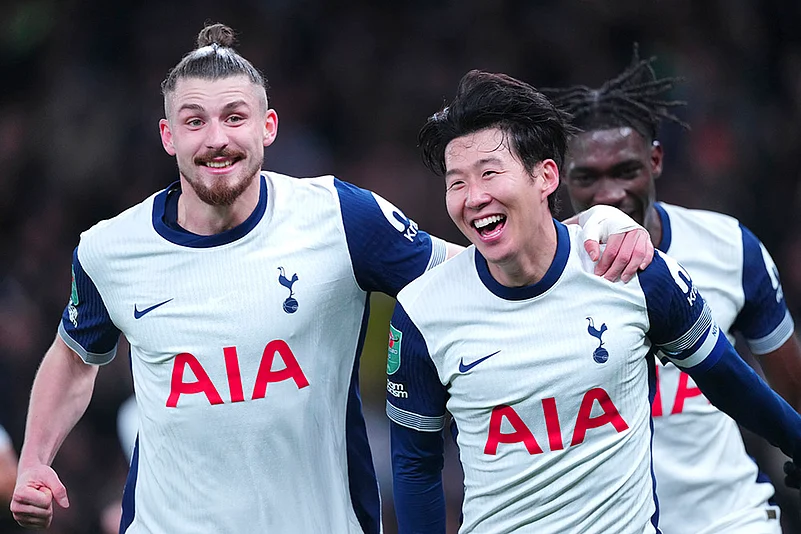 English League Cup quarterfinal soccer Tottenham and Manchester United football : Son Heung-min
