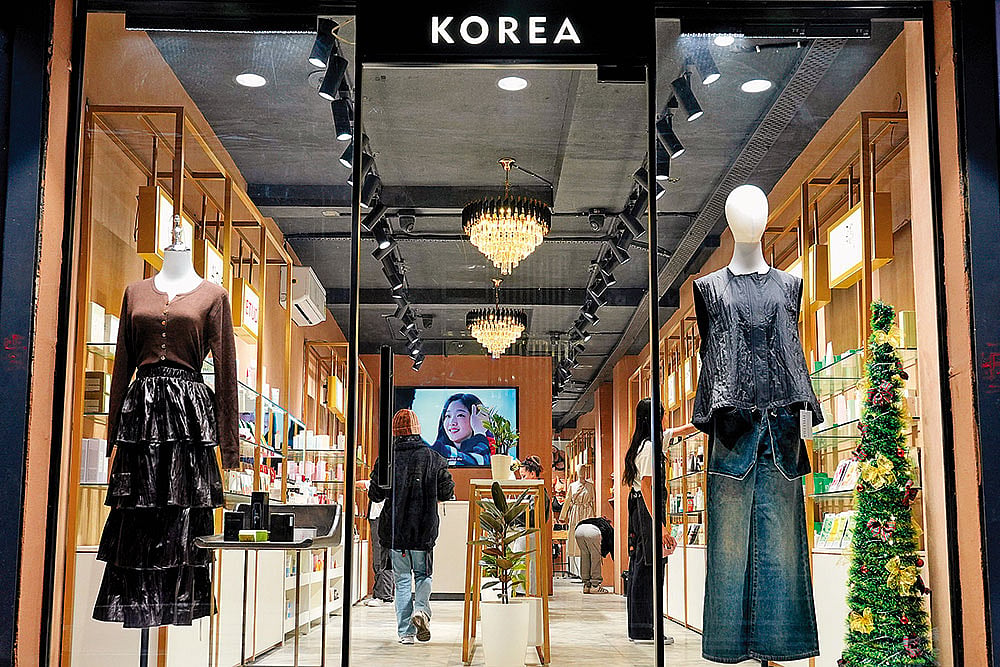 Korean clothes in  Humayunpur, Delhi