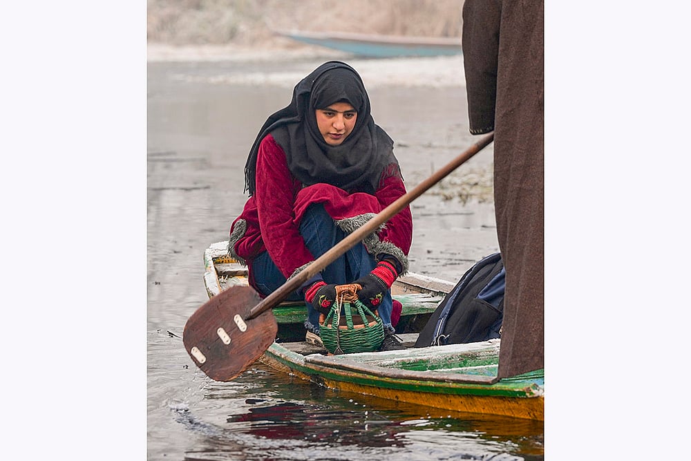 Kashmir winter weather Photo: Chillai Kalan begins in Kashmir_5
