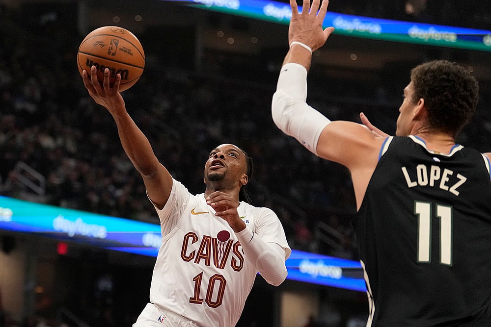 NBA Basketball Milwaukee Bucks vs Cleveland Cavaliers match pics: Darius Garland