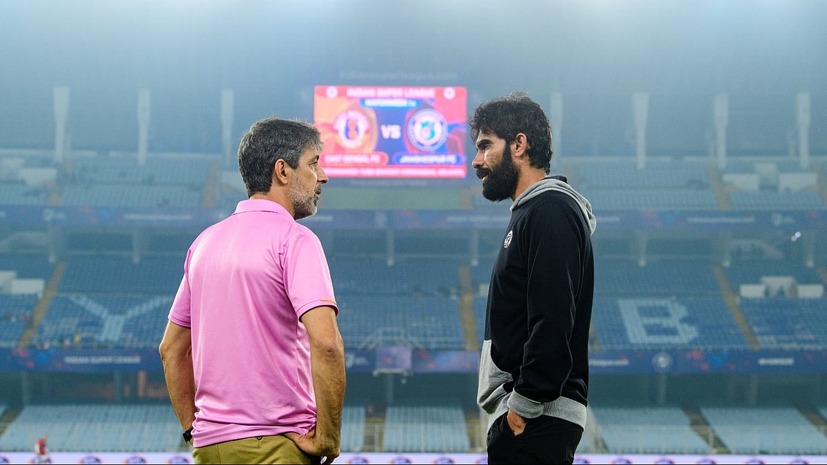 Coaches Oscar Bruzon (left) and Khalid Jamil