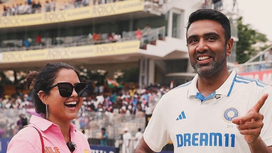 Ravichandran Ashwin with his wife Prithi Narayanan during his 100th Test match. - Photo: File