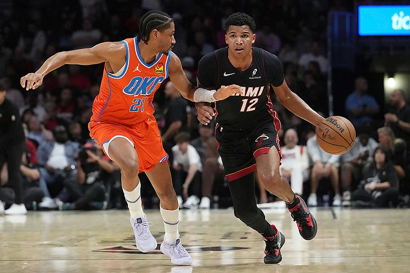NBA Basketball Oklahoma City Thunder vs Miami Heat match pics: Dru Smith