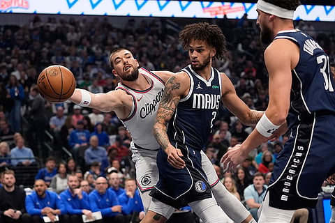 NBA Basketball: Los Angeles Clippers vs Dallas Mavericks