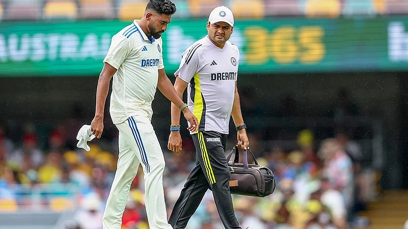 Border-Gavaskar cricket series at Gabba in Brisbane IND Vs AUS 3rd Test Day 2 Pics: Mohammed Siraj