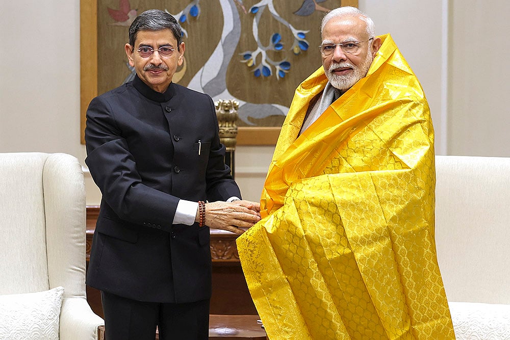PM, TN Guv meet