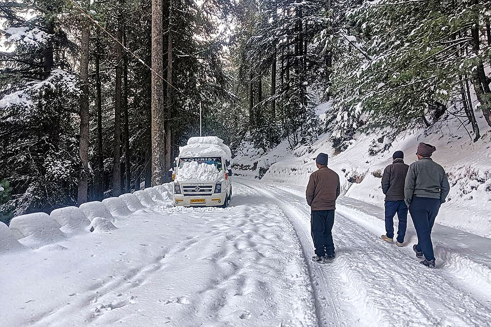 Snowfall in Uttarkashi