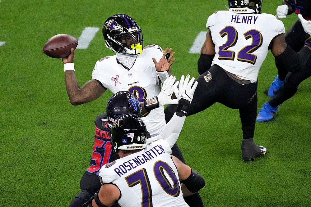 Baltimore Ravens vs Houston Texans NFL Football game Photos: Lamar Jackson