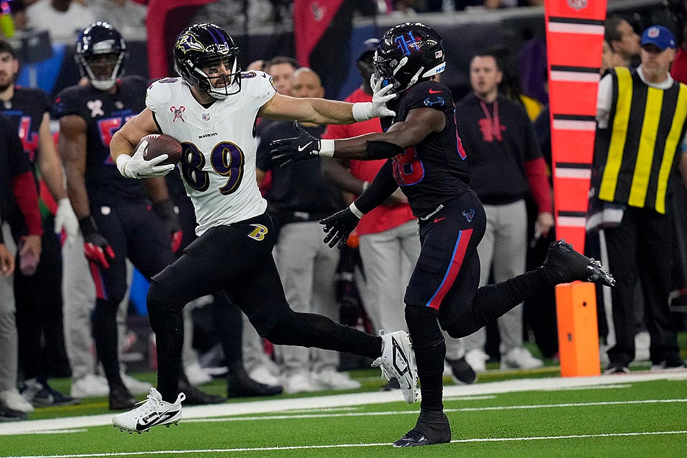 Baltimore Ravens vs Houston Texans NFL Football game Photos: Mark Andrews 