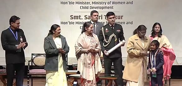 President Murmu confers Pradhan Mantri Rashtriya Bal Puraskar on children  - X/@AIRNewsHindi