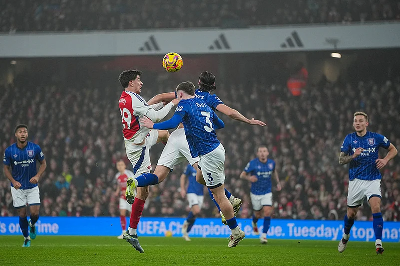 EPL: Ipswich Town vs Arsenal
