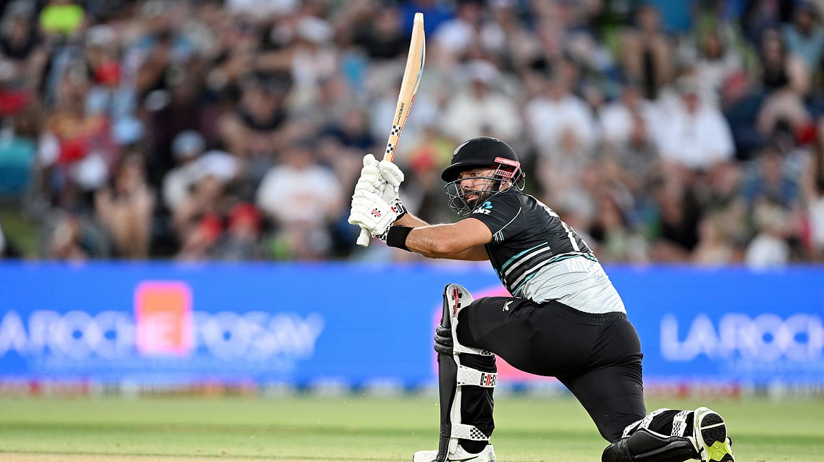 Andrew Cornaga/www.photosport.nz : New Zealand's Daryl Mitchell bats during the first Twenty20 international cricket match between New Zealand and Sri Lanka at Mt Maunganui